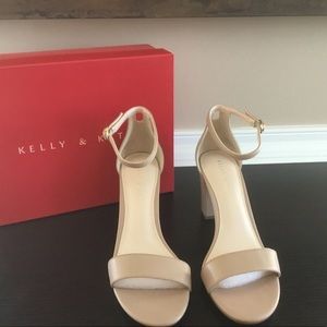 NIB Kelly & Katie Hailee Heeled Sandal - Size 8M - Taupe